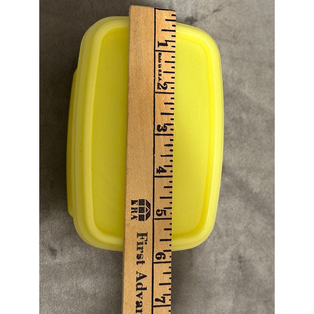 Vintage Tupperware Yellow Rectangular Storage Container Retro Kitchen - Picture 4 of 6